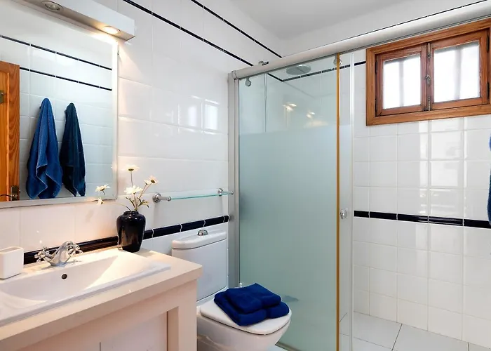 Puerto Chico U Apartment